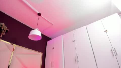 April online show from September 29, 2025, 12:10 pm