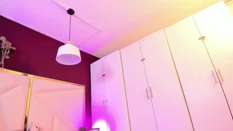 April online show from November 29, 2025, 11:13 am