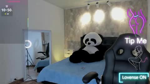  April  online show from September 26, 2025, 11:58 am