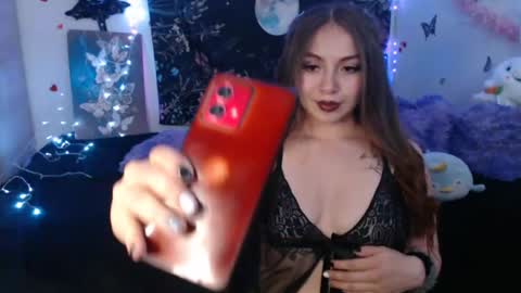 april_l6 online show from June 19, 2026, 11:30 pm