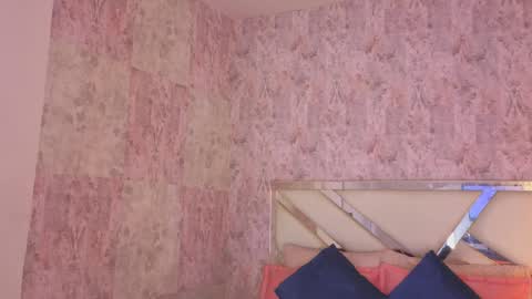 Isabella online show from April 4, 2026, 8:50 pm