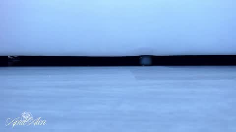 April online show from November 23, 2025, 6:46 am