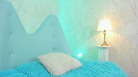 Snapshot of aprilalvarez chatting on January 22, 2025, 10:59 pm 1430 2100 -5 online show from January 22, 2025, 10:59 pm