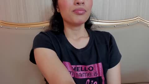 Snapshot of aprilalvarez chatting on January 28, 2025, 11:17 pm 1430 2100 -5 online show from January 28, 2025, 11:17 pm