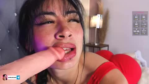 Cris online show from October 22, 2025, 1:00 pm