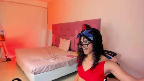 aprill_fox online show from January 28, 2025, 6:05 am