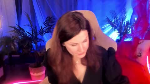 aprill_o_nill online show from March 18, 2026, 3:59 pm