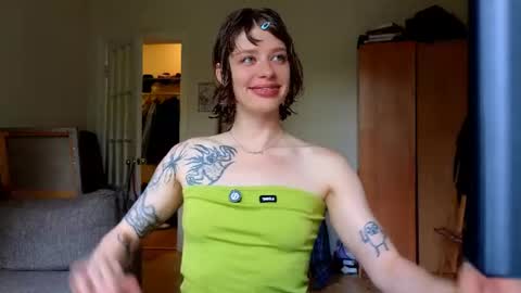 aqua_sultry online show from July 22, 2026, 11:24 am