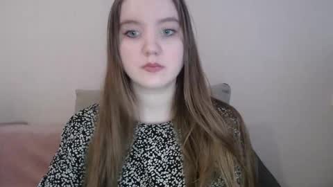 Snapshot of aquanarmin chatting on January 3, 2025, 7:27 am Josefin online show from January 3, 2025, 7:27 am