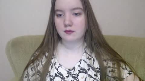 Josefin online show from November 8, 2025, 2:12 am