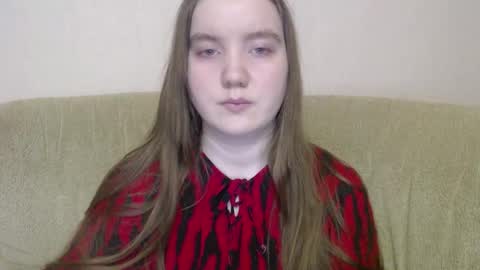 Josefin online show from December 21, 2025, 12:23 pm