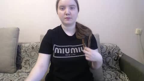 Josefin online show from February 7, 2026, 5:11 am