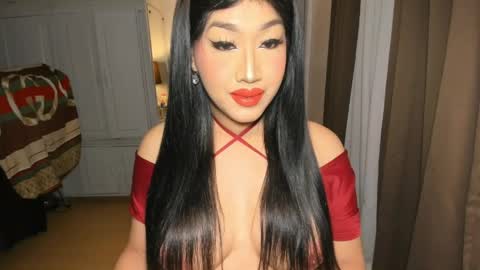 Alicia online show from April 17, 2026, 7:06 pm