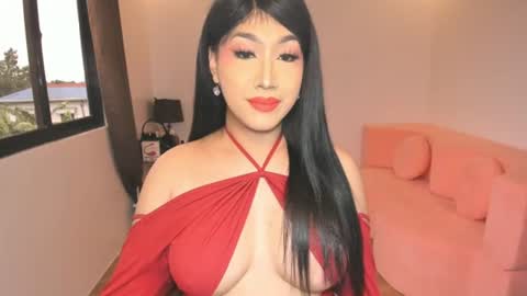 Snapshot of aqueenofcumxx chatting on August 3, 2026, 5:06 am Alicia online show from August 3, 2026, 5:06 am