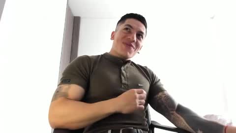 Snapshot of aquiles_51 chatting on April 25, 2026, 5:54 pm Jonathan online show from April 25, 2026, 5:54 pm