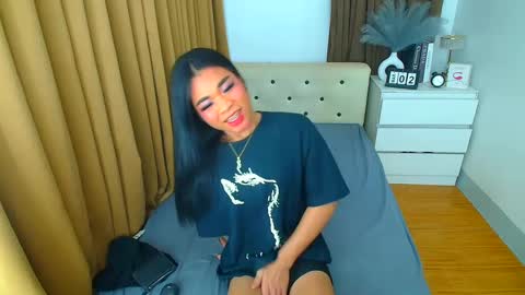 Snapshot of arabella_califa chatting on March 2, 2025, 11:31 pm ARABELLA online show from March 2, 2025, 11:31 pm