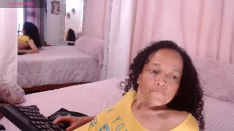 Nadia Cyel online show from January 24, 2025, 9:37 pm