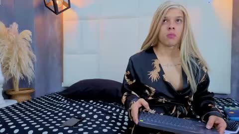 Snapshot of aranza_jones chatting on May 12, 2026, 11:18 am Aranza online show from May 12, 2026, 11:18 am