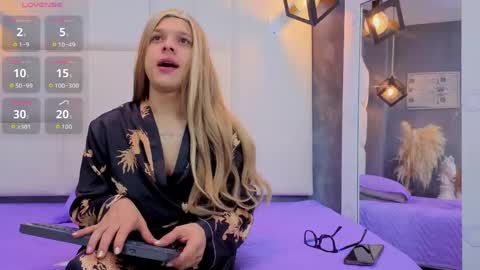 Snapshot of aranza_jones chatting on June 1, 2026, 11:01 am Aranza online show from June 1, 2026, 11:01 am
