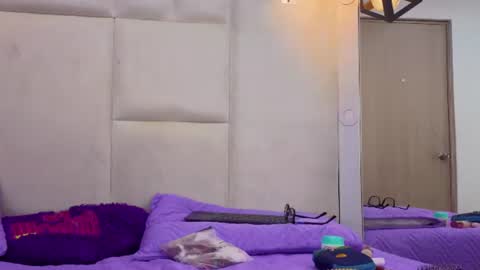 Snapshot of aranza_jones chatting on July 3, 2026, 11:16 am Aranza online show from July 3, 2026, 11:16 am