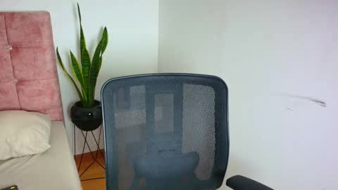 Ares Alpha  online show from November 20, 2025, 7:02 pm