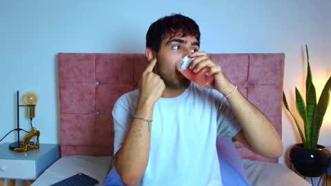 Ares Alpha  online show from November 25, 2025, 7:47 pm