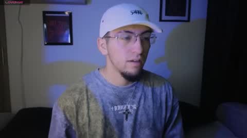 Snapshot of aresmassimox chatting on April 22, 2026, 1:01 pm Mateo online show from April 22, 2026, 1:01 pm
