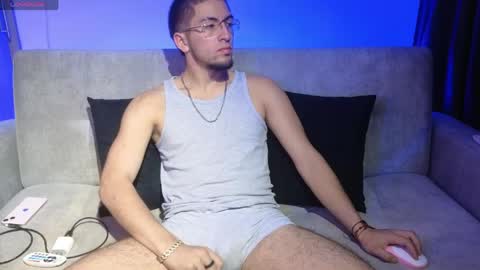 Snapshot of aresmassimox chatting on May 2, 2026, 12:32 pm Mateo online show from May 2, 2026, 12:32 pm