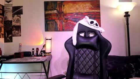 aress444 online show from February 5, 2026, 12:04 am