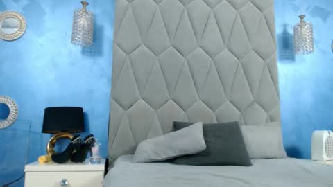 Snapshot of aretialisya chatting on September 13, 2025, 5:18 am aretialisya online show from September 13, 2025, 5:18 am