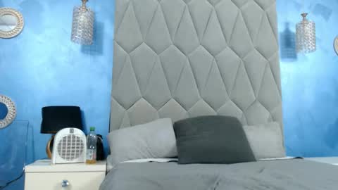 Snapshot of aretialisya chatting on October 31, 2025, 6:14 am aretialisya online show from October 31, 2025, 6:14 am