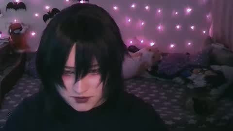 Ahri online show from January 15, 2025, 4:43 pm