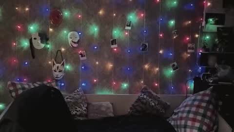 Ahri online show from January 13, 2026, 6:57 pm