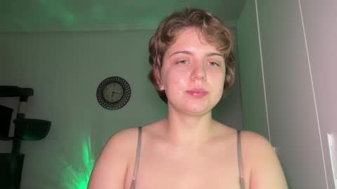 ari_crystal online show from March 5, 2026, 4:14 pm