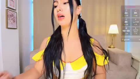 Ari online show from October 8, 2025, 1:20 pm