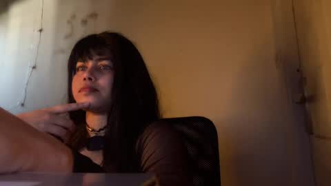 Aria online show from April 15, 2026, 2:40 am