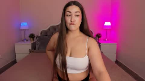 aria_blisss online show from September 16, 2025, 12:55 am