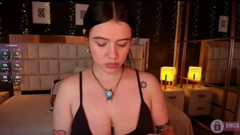 Snapshot of aria_bloomer chatting on May 31, 2026, 6:09 pm Ari online show from May 31, 2026, 6:09 pm