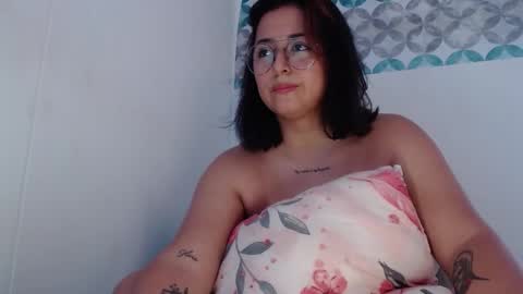 AriaBronw online show from September 28, 2025, 2:55 pm