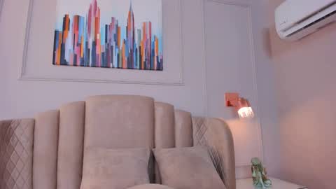 Snapshot of aria_greco chatting on December 6, 2024, 3:08 am Aria  online show from December 6, 2024, 3:08 am