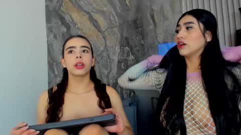 Snapshot of aria_henao chatting on January 8, 2026, 3:42 am aria_henao online show from January 8, 2026, 3:42 am