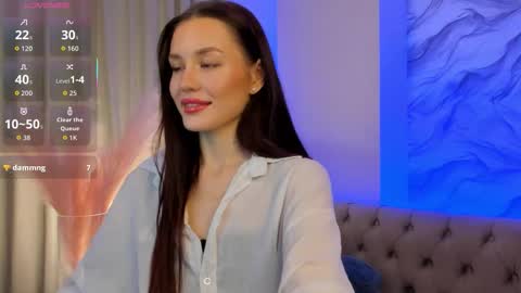 aria_mila online show from November 19, 2025, 3:06 am