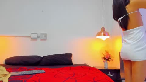 Snapshot of aria_millers1 chatting on April 1, 2026, 11:55 am aria_millers1 online show from April 1, 2026, 11:55 am