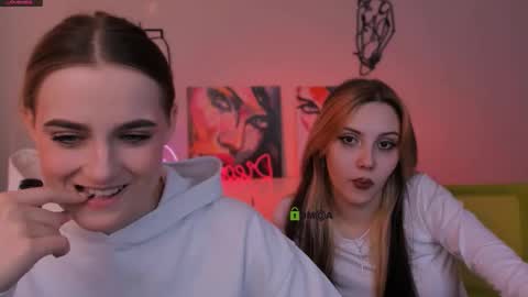 Snapshot of aria_moo chatting on November 7, 2025, 5:51 am Luna online show from November 7, 2025, 5:51 am