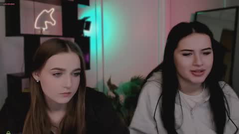 Snapshot of aria_moo chatting on November 24, 2025, 7:24 pm Luna online show from November 24, 2025, 7:24 pm