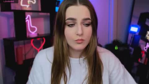 Snapshot of aria_moo chatting on November 25, 2025, 7:03 pm Luna online show from November 25, 2025, 7:03 pm