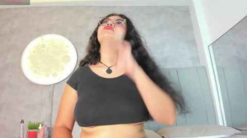 Snapshot of aria_tempest chatting on April 20, 2026, 11:46 am aria_tempest online show from April 20, 2026, 11:46 am