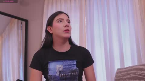 Snapshot of ariaa_isabell chatting on June 1, 2026, 6:31 pm Ariaa online show from June 1, 2026, 6:31 pm