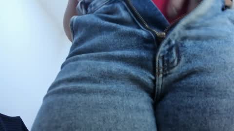 ariacoral online show from April 4, 2026, 1:19 pm