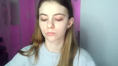 AriaCreazy online show from December 9, 2024, 3:33 pm